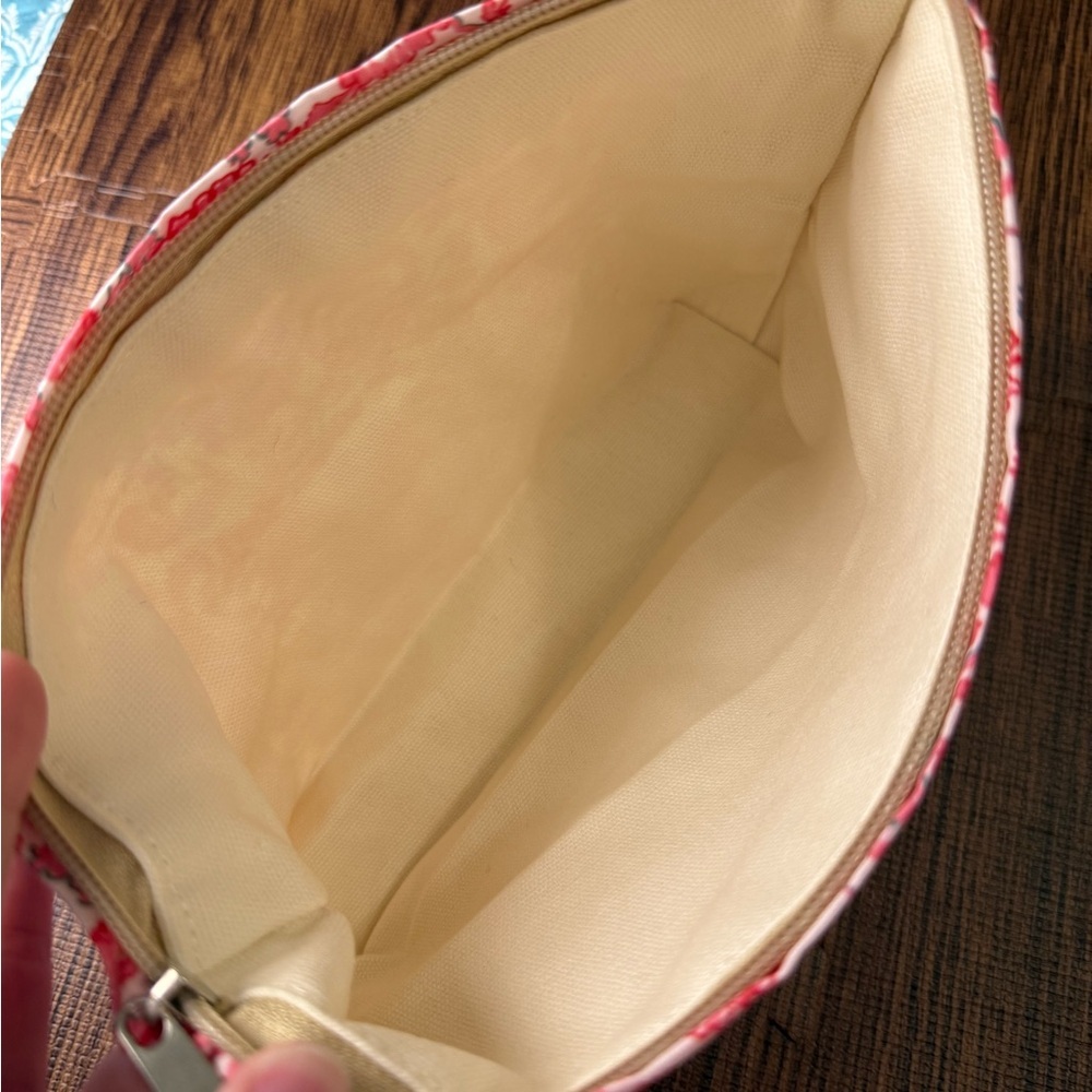 Assorted Pouches - Perfect for Essentials - Picture 8 of 16